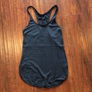 lululemon tank 2